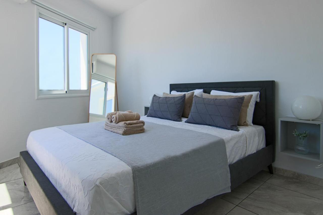 Phaedrus Living: Seaside Luxury Flat Lighthouse 74 Apartment Paphos Luaran gambar